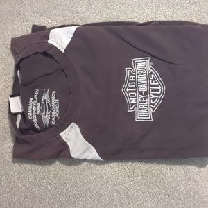 Harley Davidson Tshirt bundle. 2 short sleeve (first 2 pics) and 3 long sleeve